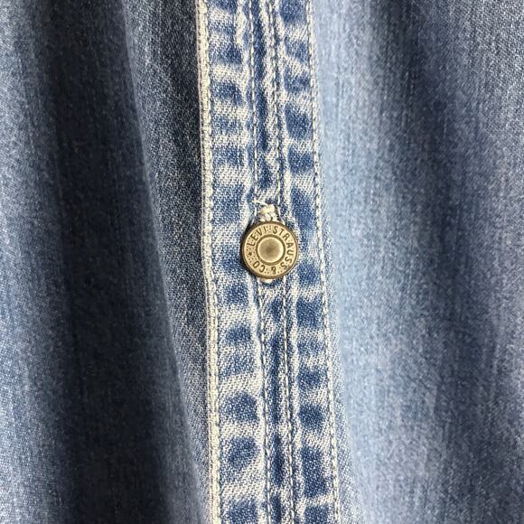 Vintage Levi's Chambray Denim Shirt Shacket Oversized Upcycled Doily Lace Boho L - Picture 9 of 16